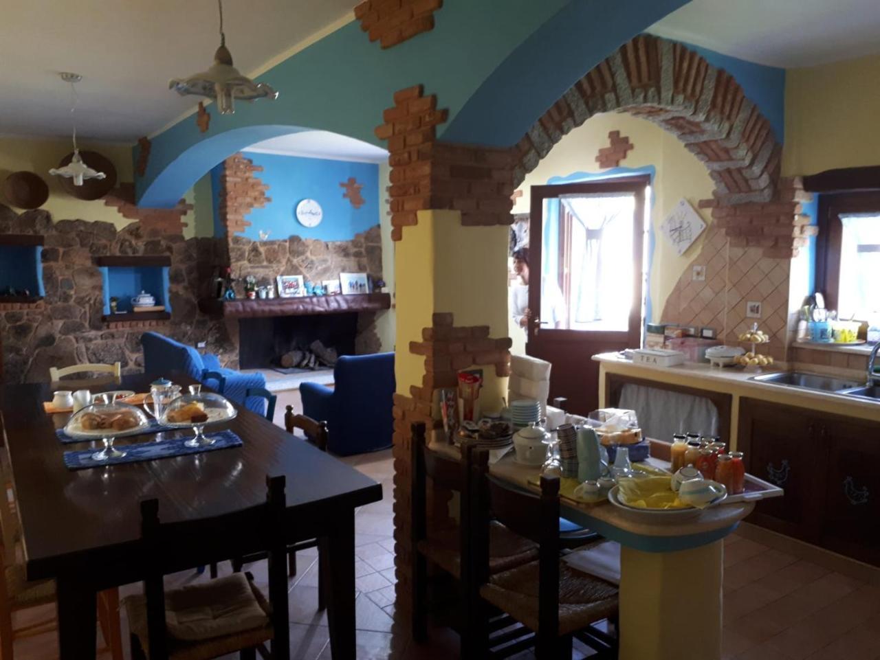 B&B La Dolce Sosta Fonni Buitenkant foto